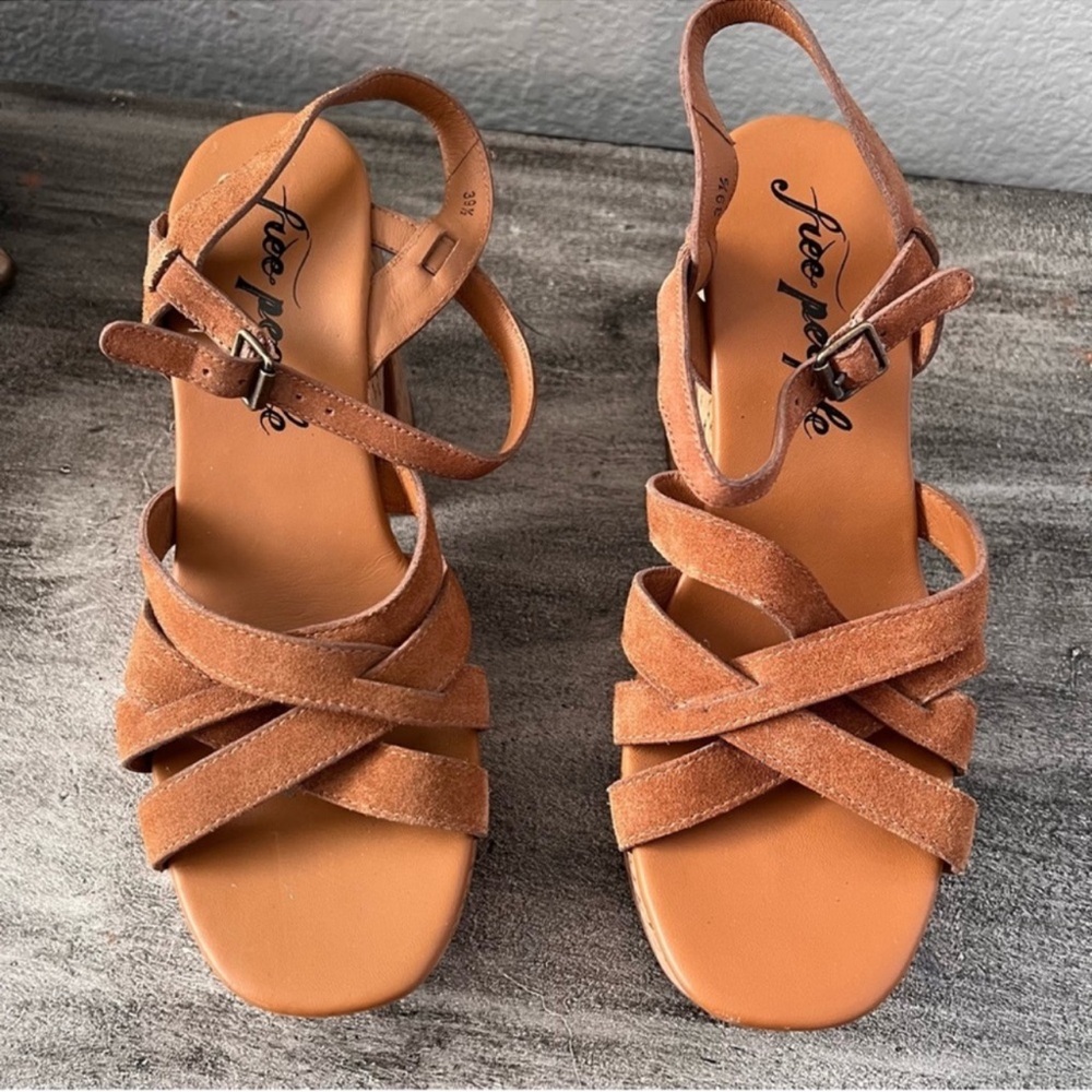 Free People Lisbon MJ Platform Sandals in Brandy Suede size 39.5, US 9.5 - Picture 4 of 16